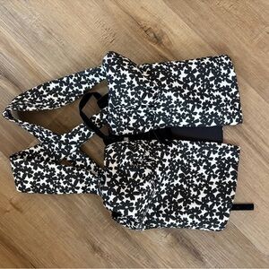 Reformation Black and White Floral tie front top 2